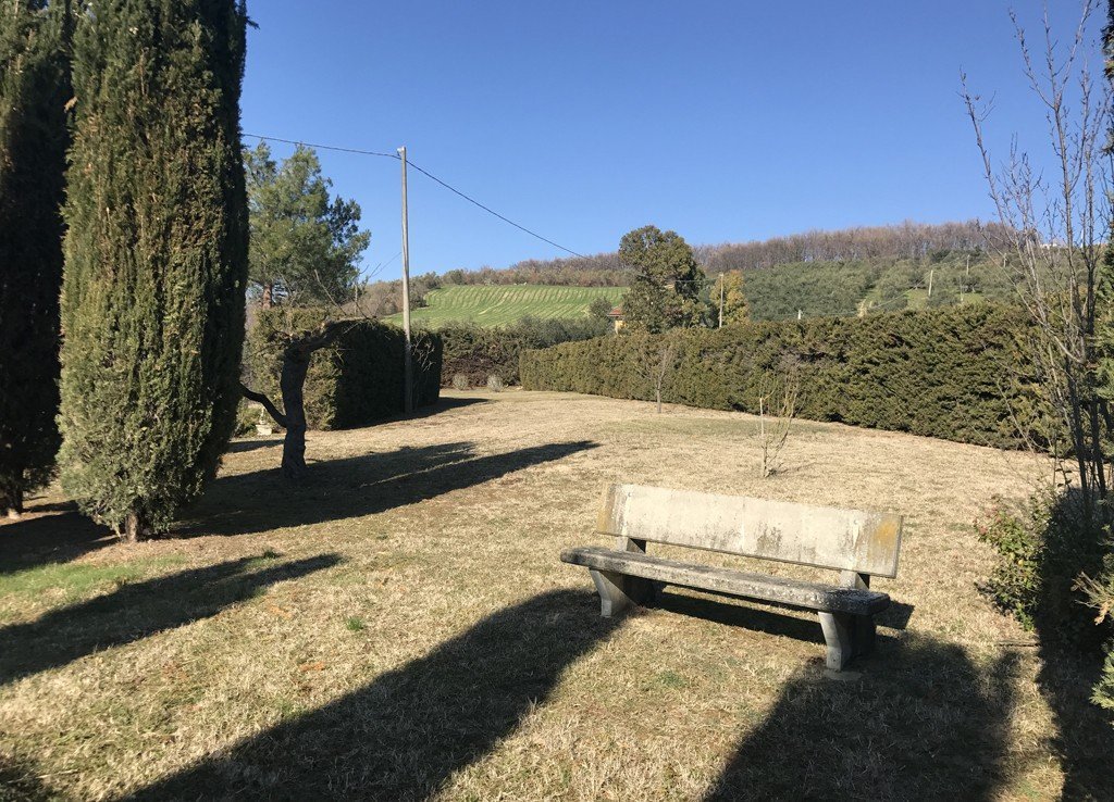 Splendido casale con terreno panoramico - Immobiliare DLD