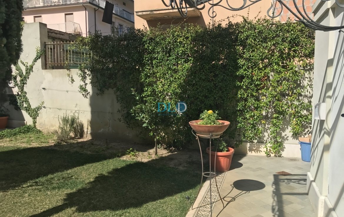 Splendida villa a Pescara zona pineta Dannunziana - DLD Immobiliare s.a.s.